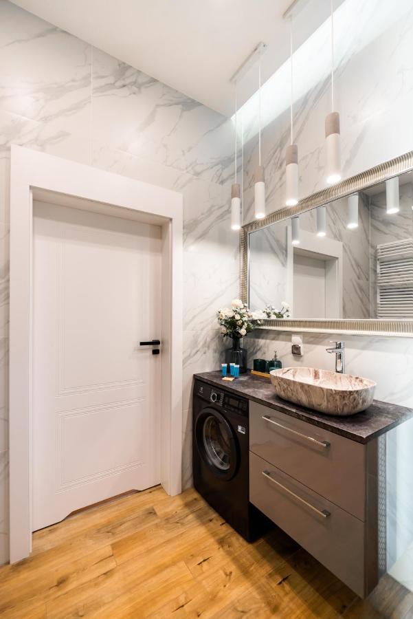 Zlota Sophisticated Apartment Warszawa Eksteriør bilde